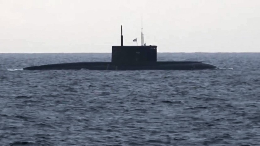 Подлодки ЧФ «Колпино» и «Старый Оскол» провели учебные стрельбы в Чёрном море