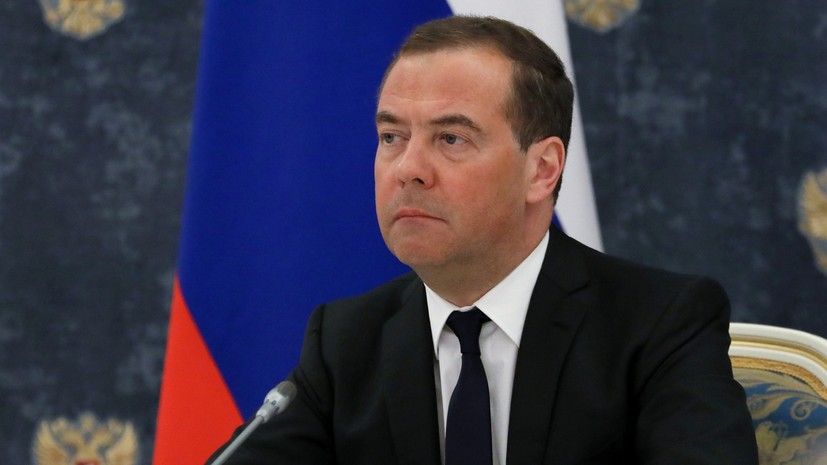 Медведев: за диверсию на «Северных потоках» платят жители ЕС, а не «причинитель вреда»