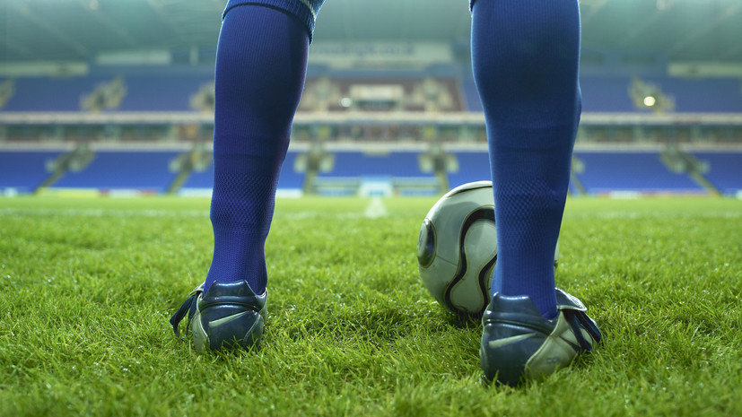 Болельщики требуют отозвать новую форму сборной Греции из-за свастики