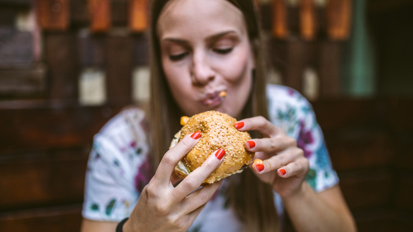 Нутрициолог Ковылкина: правильные пищевые привычки помогут справиться с перееданием