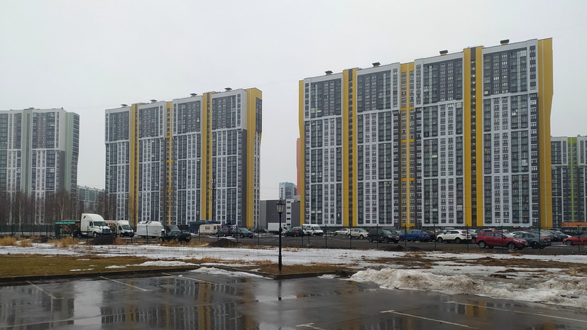 РБК: Минфин России в 2023 году предложит ввести льготную ипотеку для госслужащих