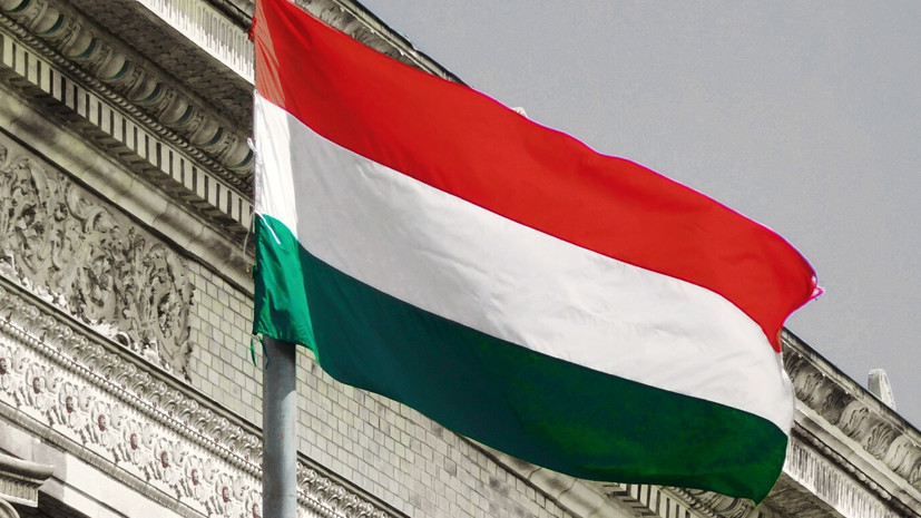 Посол Станиславов: Венгрия отнесена к недружественным странам, но каналы диалога открыты
