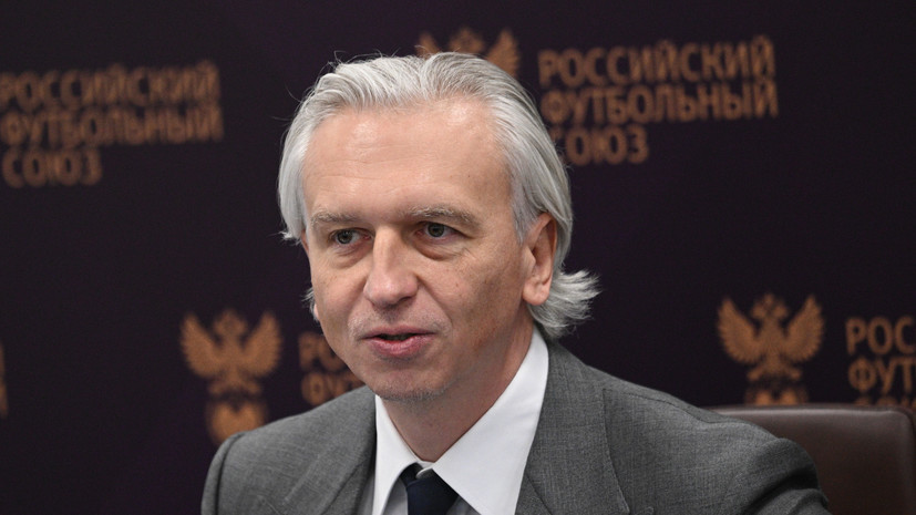Дюков не обсуждал с министром спорта критику в адрес Карпина