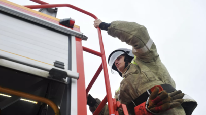 Россия передала Киргизии 40 пожарных автоцистерн российского производства