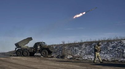 Украинские военные выпустили по Киевскому району Донецка десять ракет из РСЗО