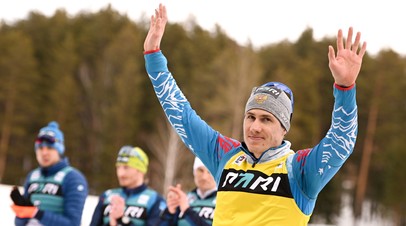 Эдуард Латыпов (Россия), занявший 1-е место в гонке преследования на соревнованиях по биатлону среди мужчин на 12,5 км на шестом этапе Кубка Содружества сезона-2022/23 в Тюмени. 11.03.23