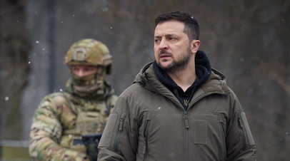 Telegraph: команда Зеленского запретила ему брать шоколад у британского ведущего Гриллса