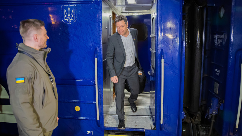 Вице-канцлер Германии Хабек прибыл в Киев с визитом