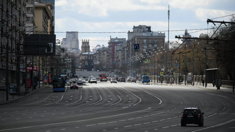 Власти Москвы продолжат комплексное благоустройство Ленинского проспекта в 2023 году