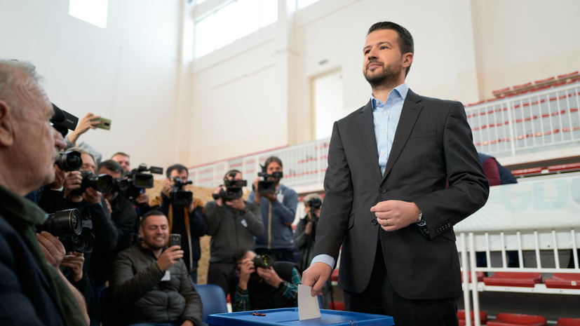 Избирком Черногории утвердил победу Милатовича на выборах президента