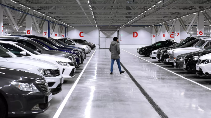 АЕБ: продажи новых легковых автомобилей и LCV в России в марте упали на 10,6%