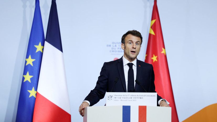 Французский политик Филиппо раскритиковал жест Макрона на фотографировании с Си Цзиньпином