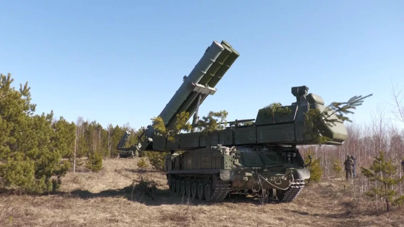 Минобороны: российская ПВО за сутки сбила украинскую ракету «Гром-2» и 14 дронов