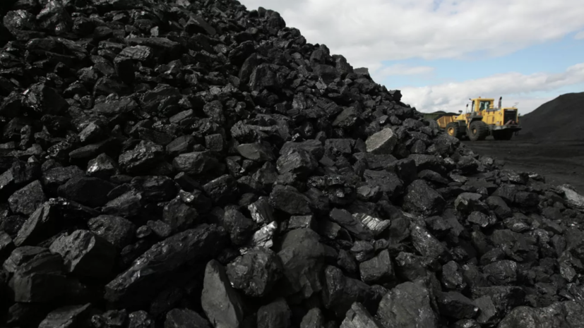 «Ъ»: Минфин России рассматривает увеличение НДПИ на уголь в IV квартале 2023 года