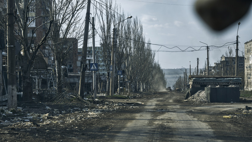 Штурмовые отряды ведут бои за центральную часть Артёмовска, тесня противника к окраине
