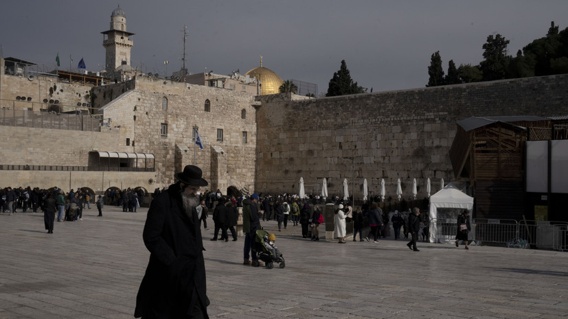 Израильские власти запретили немусульманам посещать Храмовую гору до конца Рамадана