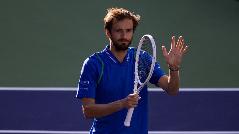 Ольховский считает Медведева фаворитом в матче против Зверева