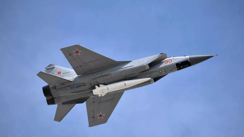 Российский МиГ-31 сопроводил патрульный самолёт ВВС Норвегии над Баренцевым морем