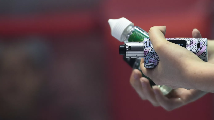 Сенатор Рукавишникова: запрет продажи вейпов подросткам поможет сохранить их здоровье