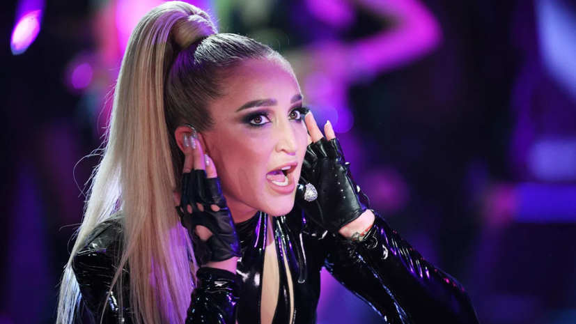 Импортёр вина подал в суд иск из-за отказа Бузовой от товарного знака Buzwine