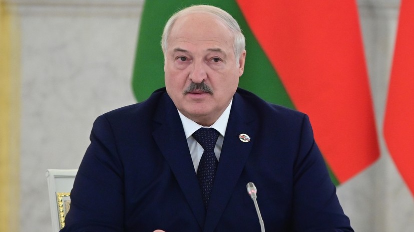 Лукашенко поздравил патриарха Кирилла с праздником Пасхи