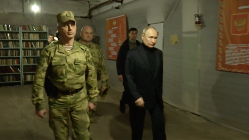 Путин посетил штаб Национальной гвардии «Восток» в ЛНР