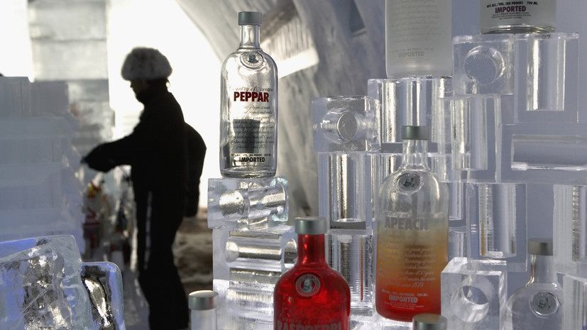 Шведский производитель водки Absolut сообщил о решении прекратить поставки в Россию