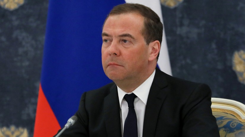 Медведев: разгром киевского режима будет подобен разгрому нацистов под Сталинградом