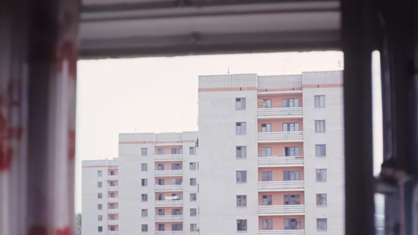 На северо-западе Москвы двухлетний ребёнок выжил, выпав из окна девятого этажа