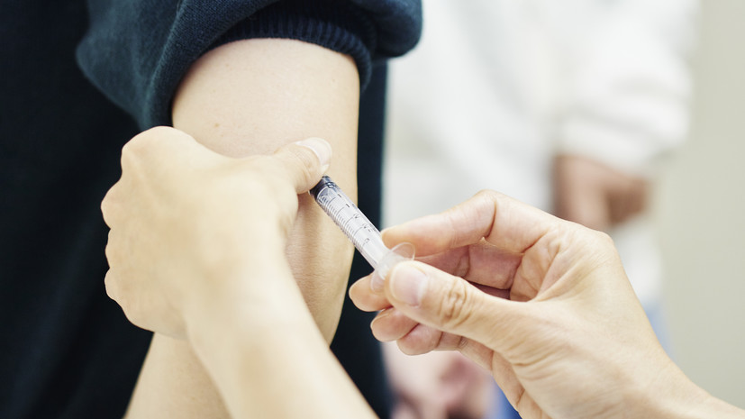 Терапевт Хухрев призвал вакцинироваться от жёлтой лихорадки перед поездкой в тропики