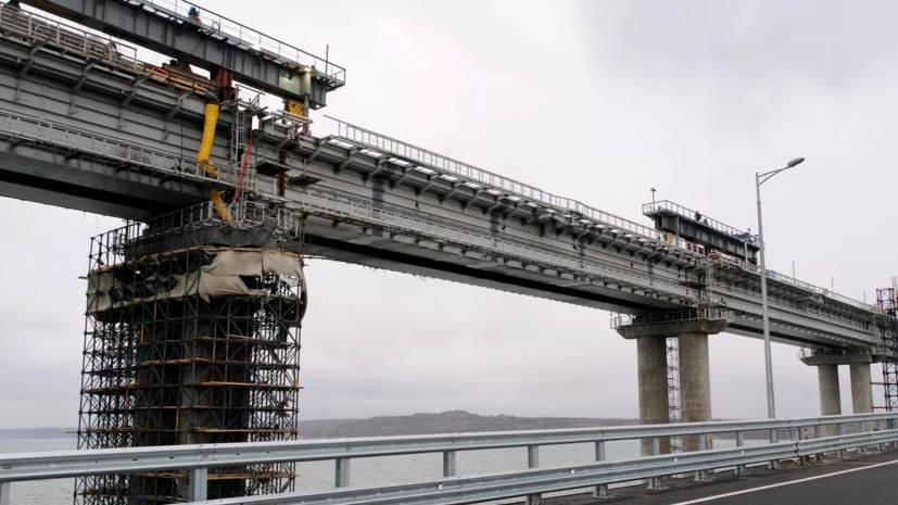 Все сложные работы по восстановлению железнодорожной части Крымского моста завершены