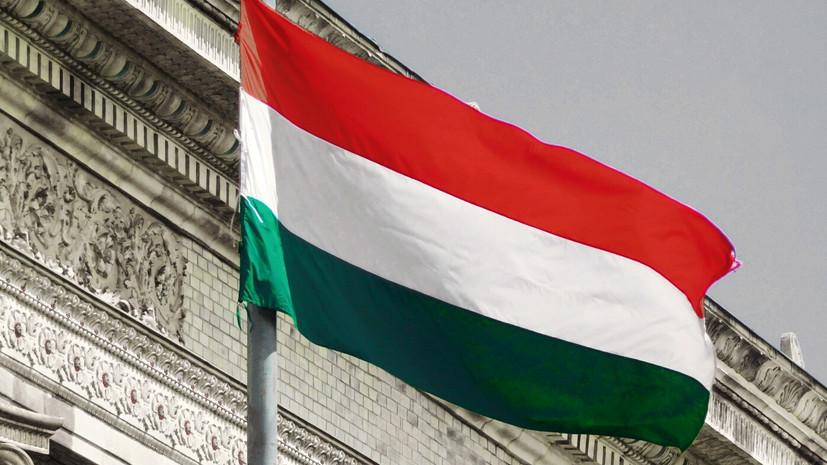 Начальника Генштаба ВС Венгрии Русин-Сенди освободили от должности