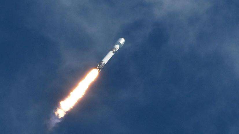 SpaceX запустила ракету Falcon 9 со спутниками Starlink