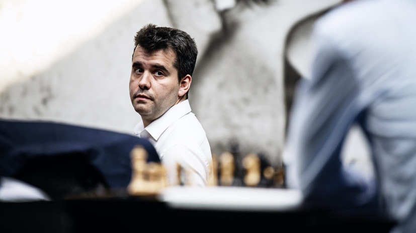 Шаткое равенство: Ян Непомнящий и Дин Лижэнь сыграли вничью в 13-й партии матча за мировую шахматную корону