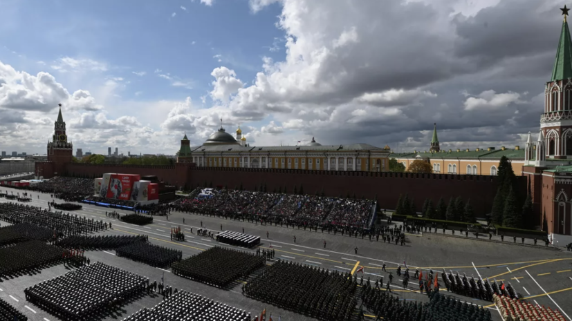 Песков сообщил, что бойцы спецоперации примут участие в параде Победы