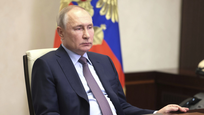 Путин подписал закон о лишении приобретённого гражданства России за ряд преступлений
