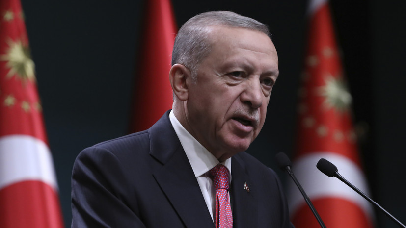 Эрдоган впервые после недомогания появился лично на фестивале в Стамбуле