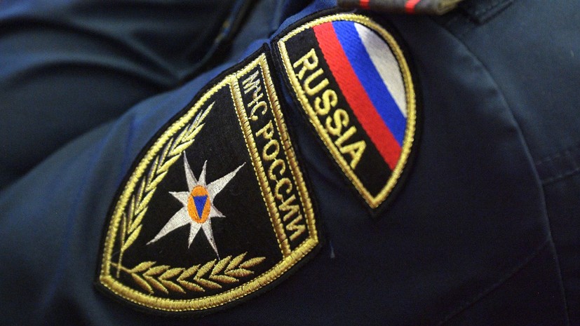 В МЧС заявили об отсутствии угрозы перехода пожара на дома в СНТ в Тюменской области