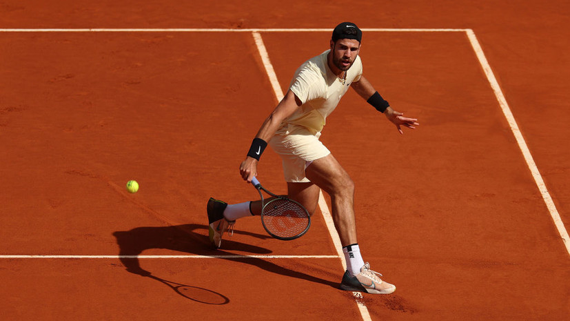 Хачанов пробился в 1/8 финала «Мастерса» в Мадриде