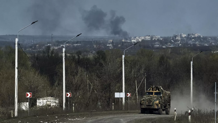 В ЧВК «Вагнер» заявили, что боевики ВСУ пытаются забрать максимум вооружения из Артёмовска