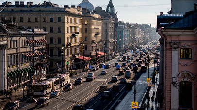 Более четверти петербуржцев ставят работу на первое место в жизни