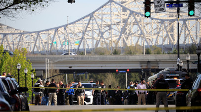 Полиция сообщила о пяти погибших и шести раненых при стрельбе в Луисвилле