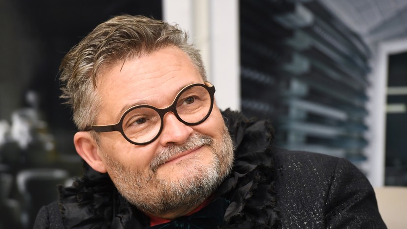 Историк моды Васильев назвал Юдашкина очень талантливым отечественным модельером