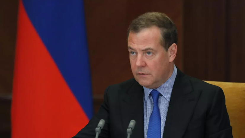 Медведев — об атаке БПЛА: не осталось вариантов, кроме физического устранения Зеленского