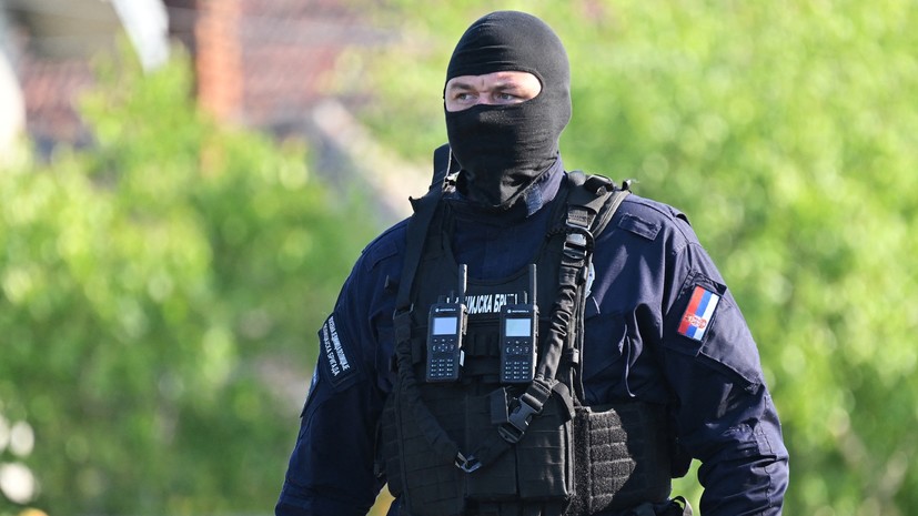 Полиция Сербии обнаружила у устроившего стрельбу в Младеноваце автомат и боеприпасы