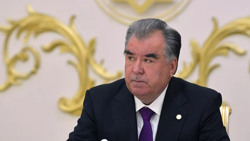 Президент Таджикистана вылетел в Россию для участия в праздновании Дня Победы