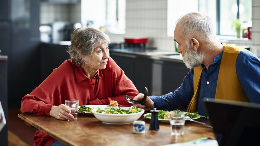 Врач-диетолог Мухина рассказала, чем лучше всего питаться после 40 лет