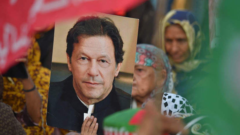 Сторонники экс-премьера Пакистана Имрана Хана сообщили о его похищении