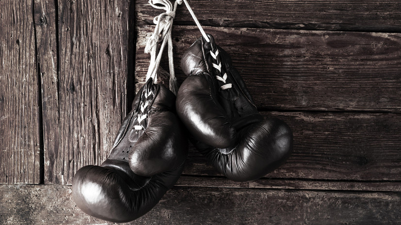 Россиянин Тархан Идигов вышел в четвертьфинал чемпионата мира по боксу