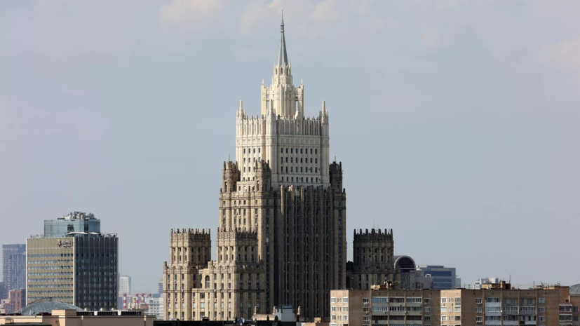 МИД России вручил главе дипмиссии Польши ноту протеста в связи с провокацией в Варшаве